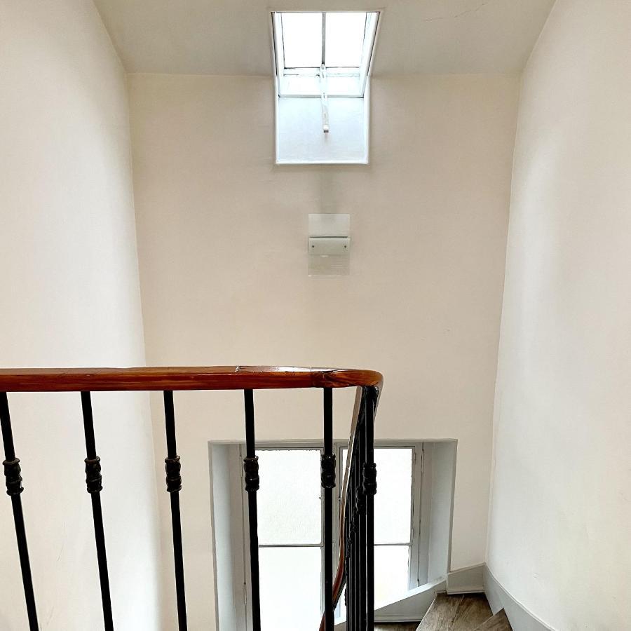 Rooftop - Cosy Flat Centre Senlis Apartment ซ็องลิส ภายนอก รูปภาพ