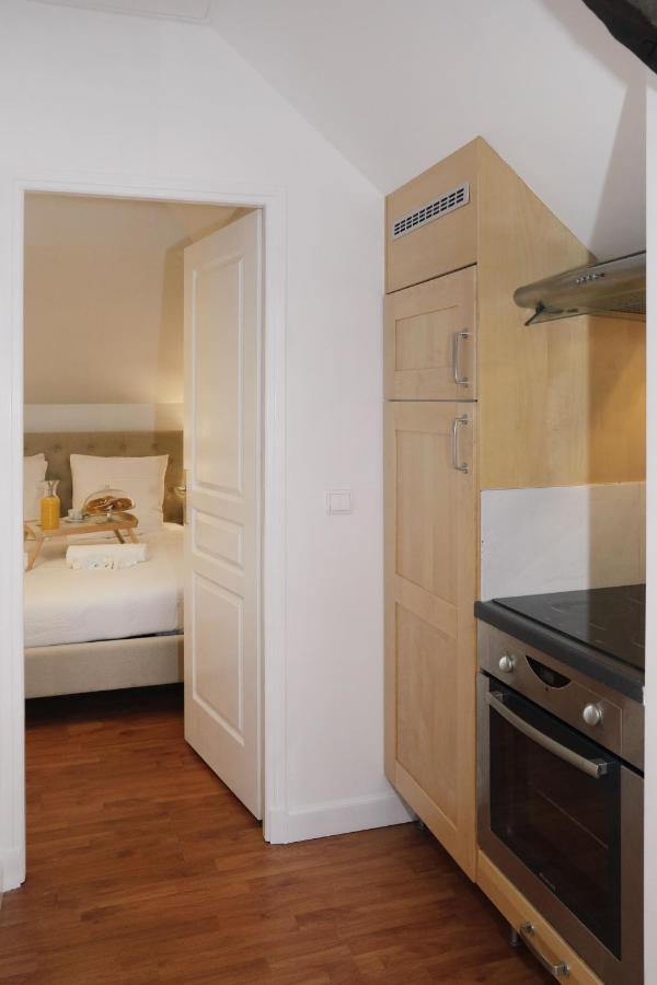 Rooftop - Cosy Flat Centre Senlis ซ็องลิส ภายนอก รูปภาพ